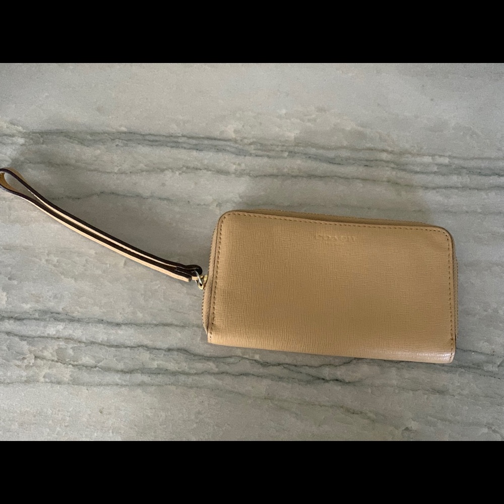 Coach Wristlet/Wallet (Pre-Owned)